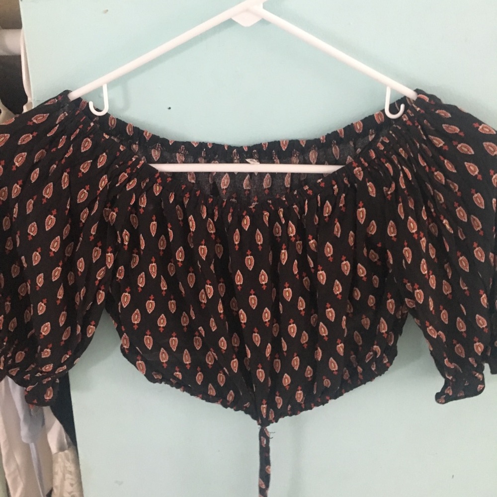 Two piece set - Picture 3 of 3